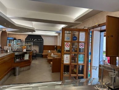 Foto Bar a Usmate Velate Usmate di 200 m² in vendita