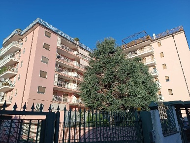 Foto Magazzino a Caserta Falciano di 600 m² in vendita