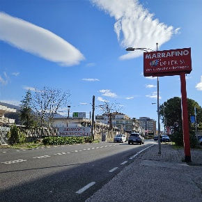 Foto Laboratorio in Via camerelle, Nocera Superiore Centro di 180 m²