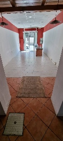 Foto Attività commerciale a Grosseto Stazione - Via Roma di 110 m²