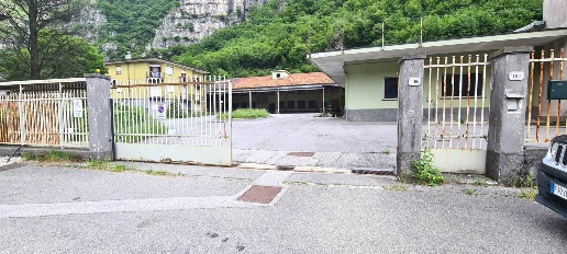 Foto Magazzino in Via Provinciale  104, Ballabio Centro di 1768 m²