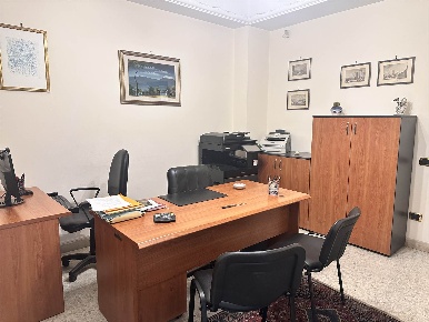 Foto Ufficio in Via Vincenzo D'Amore, Messina Gonzaga di 100 m² in affitto