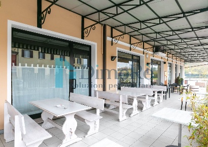 Foto Ristorante a Silea di 331 m² con 8 locali in vendita