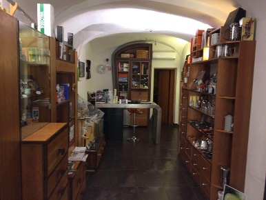 Foto Locale commerciale a Sarzana Bradia, Nave, San Michele di 35 m²