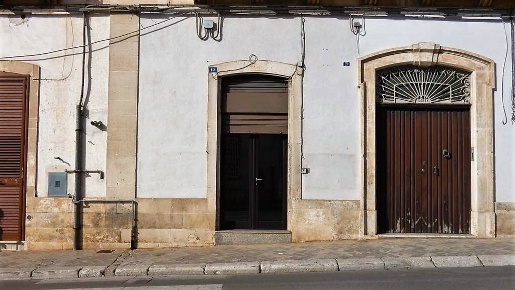 Foto Negozio a Martina Franca di 55 m² con 2 locali in vendita