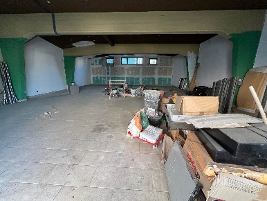 Foto Negozio a Certaldo Pino di 165 m² con 1 locali in vendita
