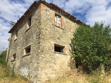 Foto Cessione attività a Gubbio di 950 m² con 35 locali in vendita