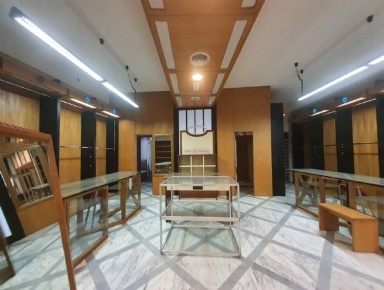 Foto Negozio in VIA ROMA 50, Taurianova Centro di 215 m² con 5 locali