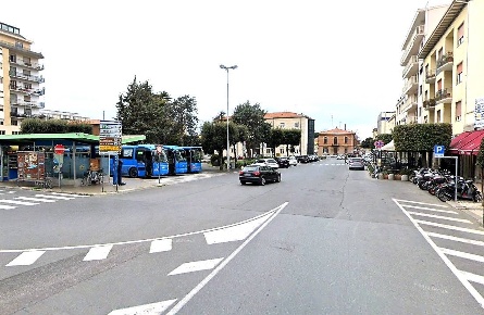 Foto Ufficio a Cecina Cecina Centro di 105 m² con 4 locali in affitto
