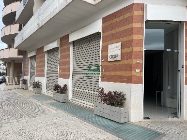 Foto Locale commerciale in Via Murge 206, Andria Santa Maria Vetere