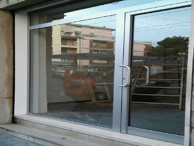 Foto Negozio in Vittorio Veneto, Bordighera Centro di 35 m² in vendita