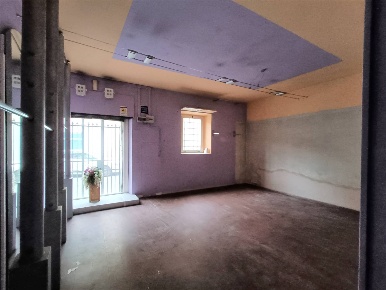 Foto Negozio a Pistoia Centro Storico di 135 m² con 3 locali in vendita