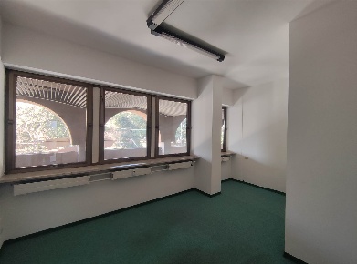 Foto Ufficio a Biella Centro Storico di 70 m² con 2 locali in affitto