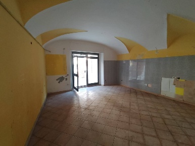Foto Negozio a Foligno Centro Storico di 75 m² con 2 locali in affitto