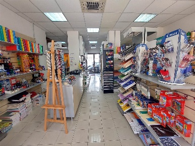 Foto Negozio in via Oberdan, Grosseto Stazione - Via Roma di 85 m²