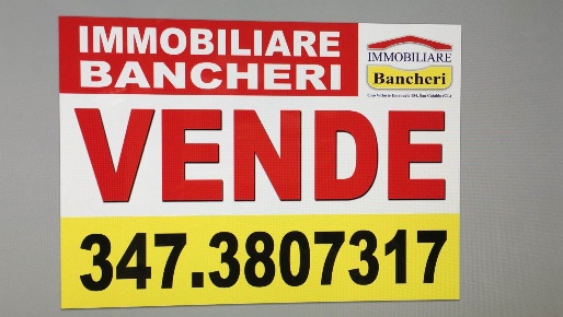 Foto Locale commerciale in via babaurra, San Cataldo Centro di 381 m²