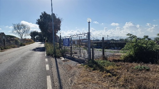 Foto Negozio a Tarquinia Paese di 500 m² in vendita