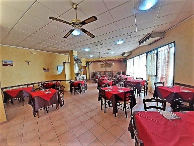 Foto Ristorante a Montepulciano di 200 m² con 3 locali in vendita