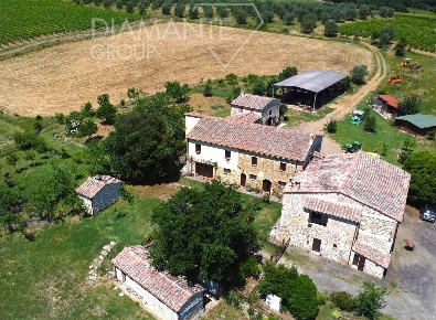 Foto Cessione attività a San Quirico d'Orcia di 620 m² con 15 locali