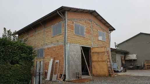 Foto Magazzino a Forlì Villagrappa di 100 m² in vendita