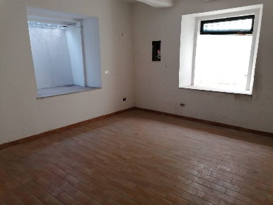 Foto Magazzino a Reggio di Calabria Centro Storico di 90 m² con 3 locali