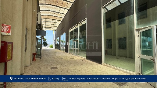 Foto Ufficio a Salerno Zona Industriale - San Leonardo di 370 m² in affitto