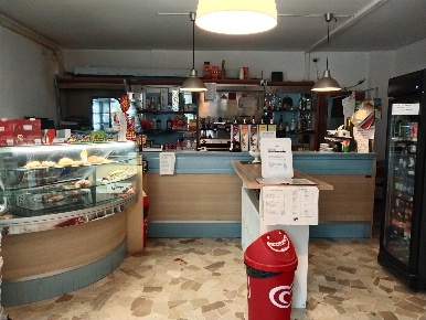 Foto Negozio a Modena Sacca - Stazione di 84 m² con 3 locali in vendita