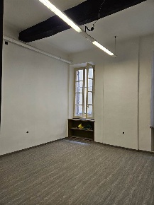 Foto Ufficio a Parma Centro Storico di 125 m² con 5 locali in affitto
