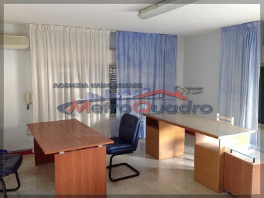 Foto Ufficio a Campobello di Licata di 170 m² con 5 locali in vendita