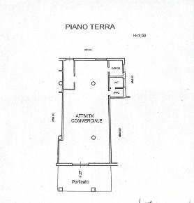 Foto Locale commerciale a Altamura di 155 m² in vendita