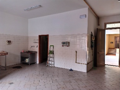 Foto Negozio a Sesto Fiorentino Sesto Città di 150 m² con 3 locali