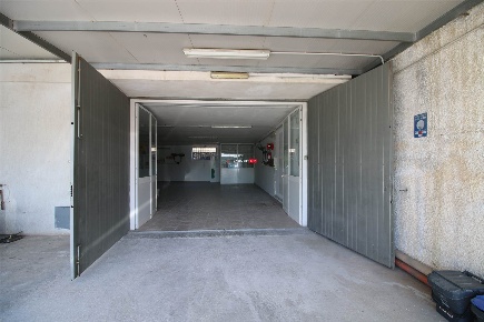 Foto Laboratorio in Via Ostuni 170, Martina Franca di 312 m² con 2 locali
