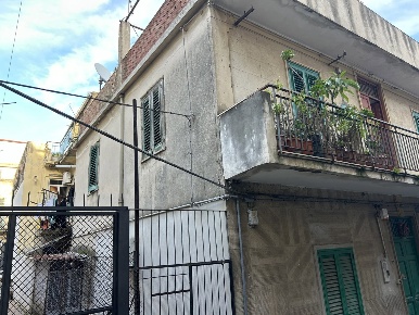 Foto Appartamento in Via della Pace 5, Messina Provinciale di 120 m²