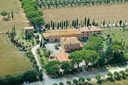 Foto Agriturismo a Follonica Cassarello, Senzuno, Salciaina di 4000 m²
