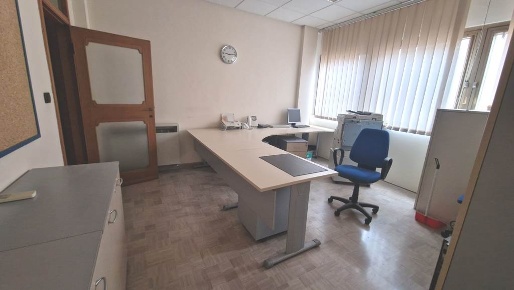 Foto Ufficio a Forlì Foro Boario di 115 m² con 4 locali in vendita