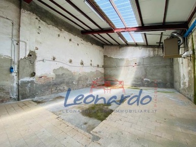 Foto Magazzino a Piacenza Dante - Cheope di 626 m² in vendita