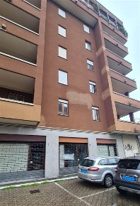 Foto Negozio a Piacenza Dante - Cheope di 65 m² con 2 locali in affitto