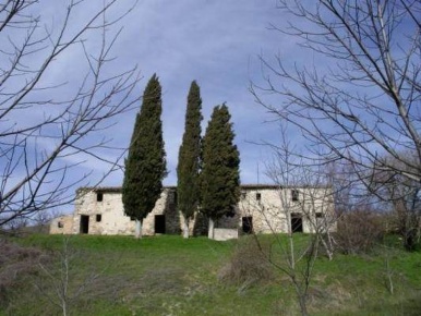 Foto Agriturismo a San Severino Marche di 180 m² con 5 locali in vendita