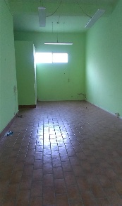 Foto Negozio a Modena Sant'Agnese - Università di 50 m² con 1 locali