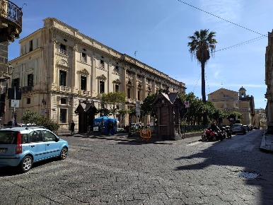 Foto Negozio a Acireale Centro Storico di 70 m² con 2 locali in vendita