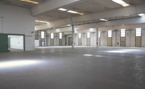 Foto Magazzino a Firenze Peretola di 310 m² con 2 locali in vendita