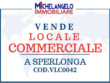 Foto Locale commerciale a Sperlonga Centro di 24 m² in vendita