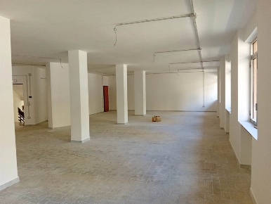 Foto Ufficio a Salerno Irno - Brignano di 180 m² con 1 locali in vendita