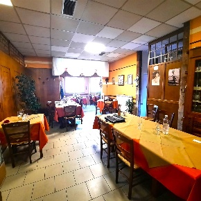 Foto Negozio a Santo Stefano di Magra Centro di 260 m² in vendita
