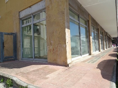 Foto Negozio in Via Che Guevara 43/09 43/015 43/17, Bari Poggiofranco