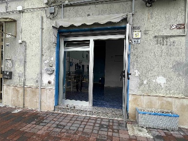 Foto Locale commerciale in Via Mario Antonio Alfani 105, Pontecagnano
