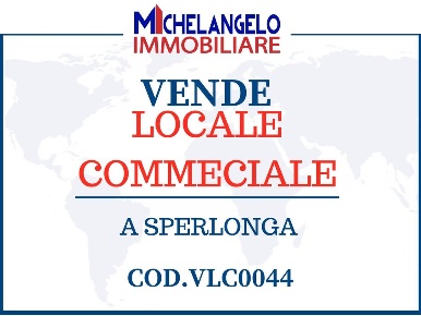 Foto Locale commerciale a Sperlonga Centro di 40 m² in vendita