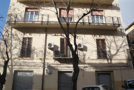 Foto Ufficio in VIA CAMILLO BENSO CONTE DI CAVOUR 19, Caltanissetta Centro