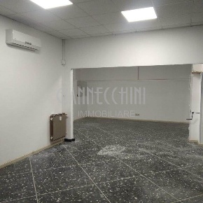 Foto Locale commerciale a La Spezia Kennedy - Mazzetta di 80 m² in vendita