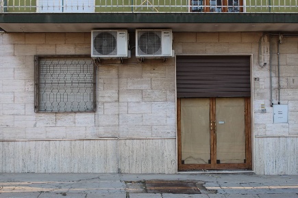 Foto Locale commerciale a Canosa di Puglia Centro di 75 m² in affitto